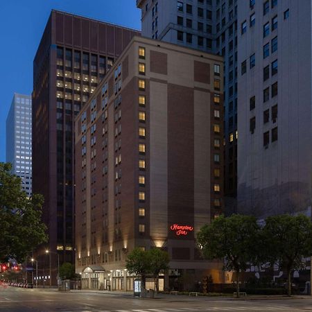 Hampton Inn Cleveland-Downtown Kültér fotó