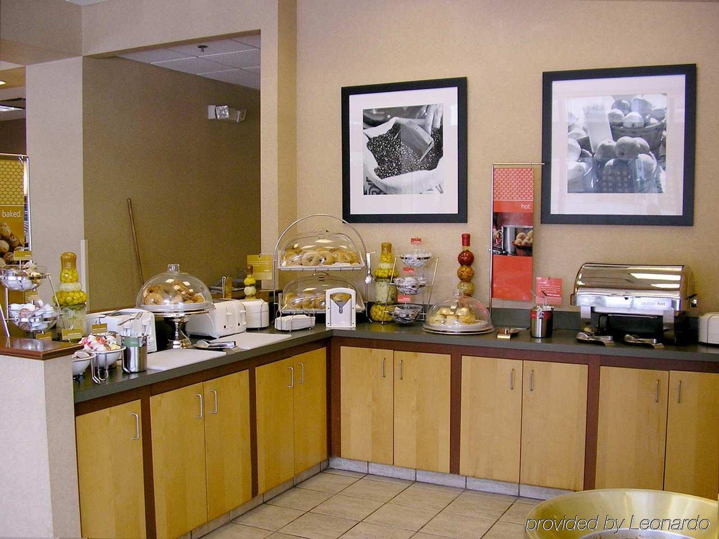 Hampton Inn Cleveland-Downtown Étterem fotó