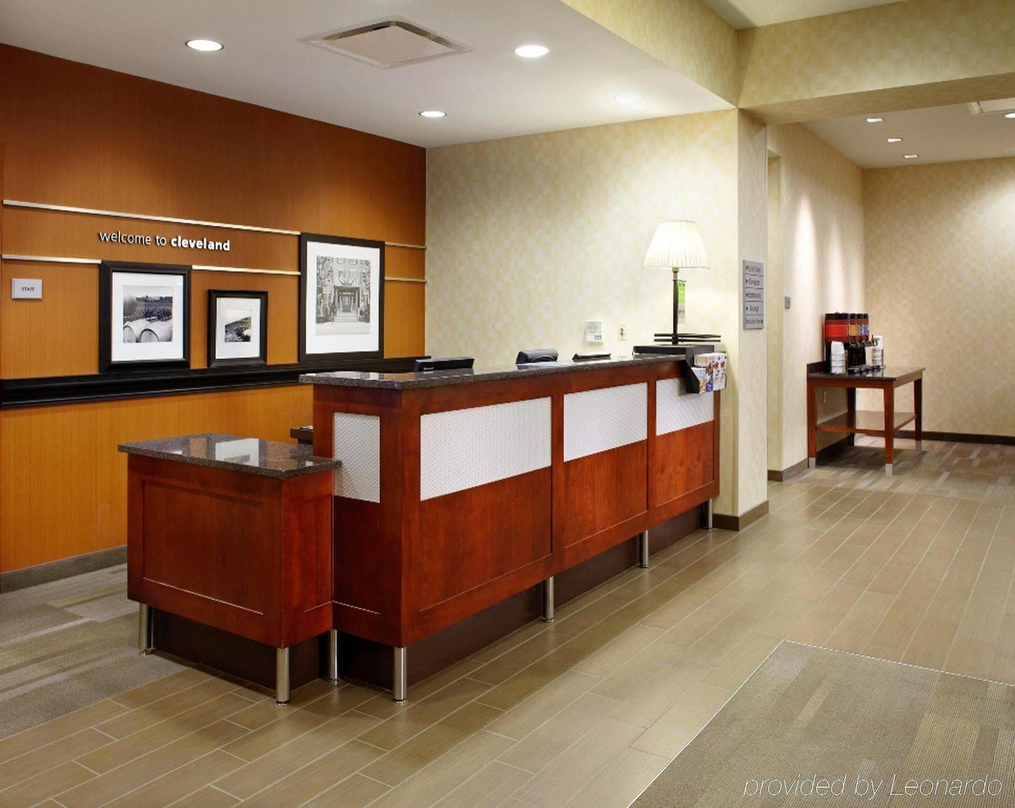 Hampton Inn Cleveland-Downtown Kültér fotó