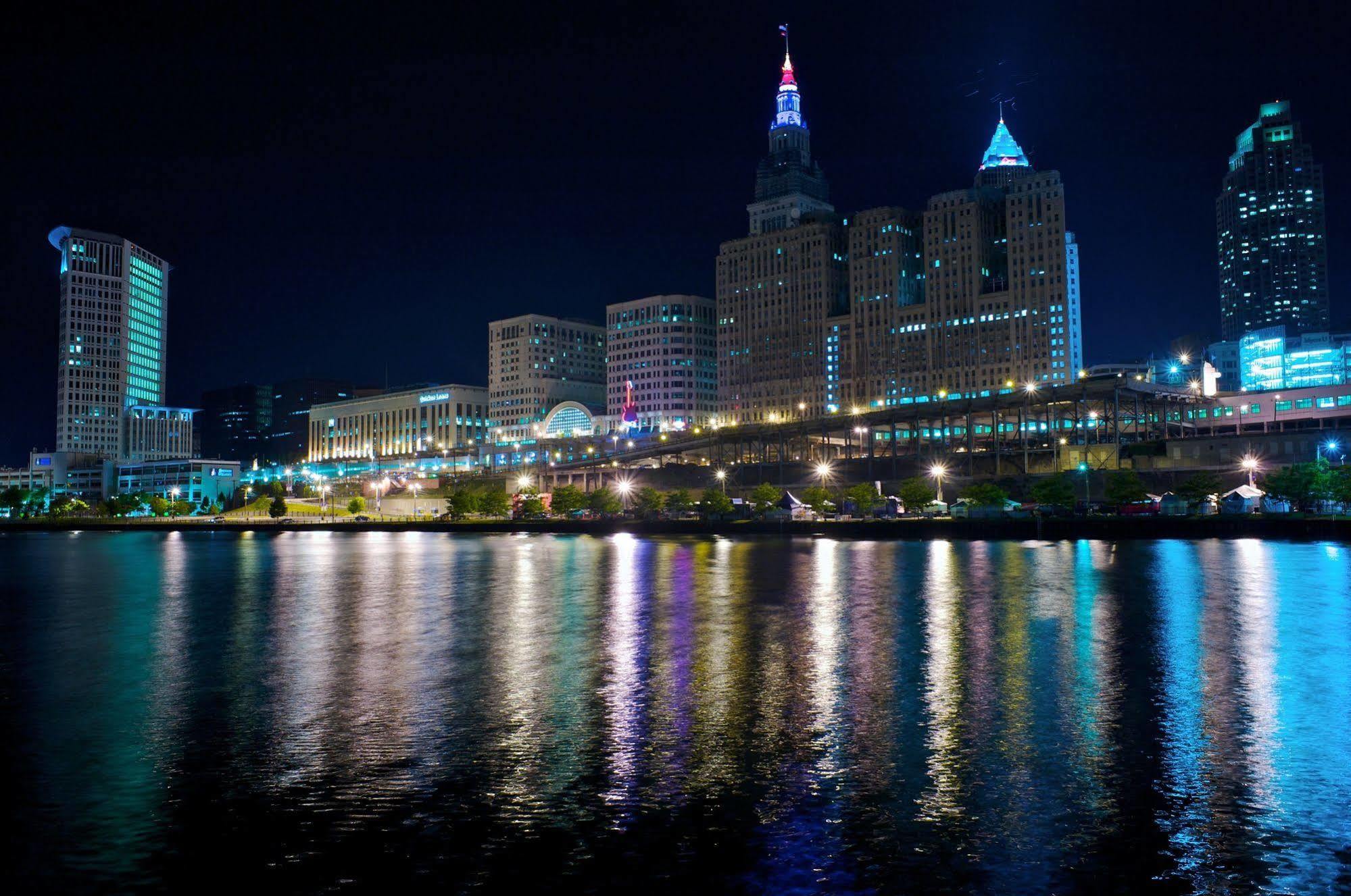 Hampton Inn Cleveland-Downtown Kültér fotó